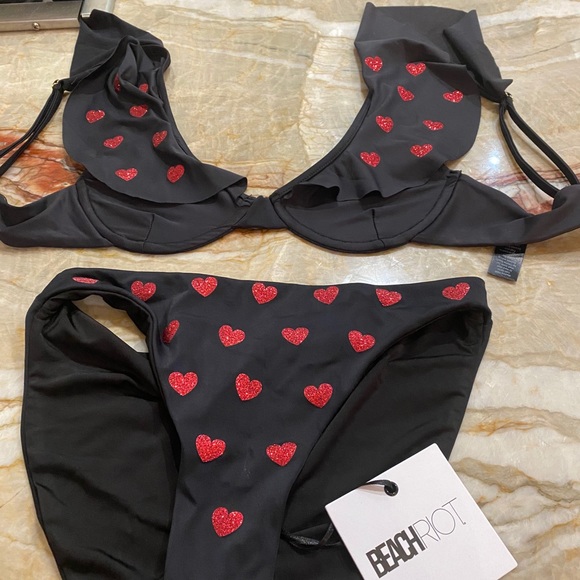 Beach Riot Other - NEVER BEEN WORN, NWT! Beach Riot Heart Bikini